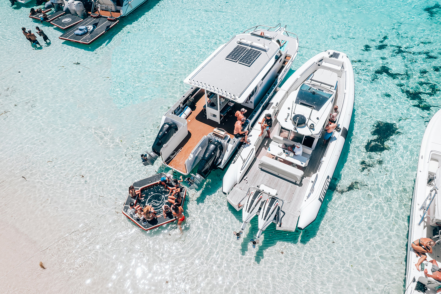 Captain Magazine Reviews Floatables at the Rottnest Island Raft Up
