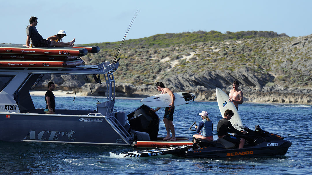 About Us – FLOATABLES